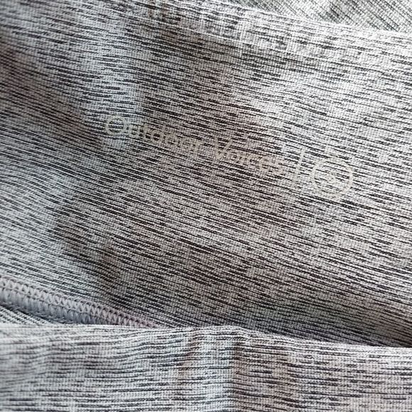 Outdoor Voices Heathered Gray Cropped Yoga Leggings Small EUC - Picture 3 of 4